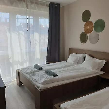 Chill House Apartman Eger Exterior photo