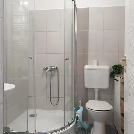 Chill House Apartman Eger Exterior photo